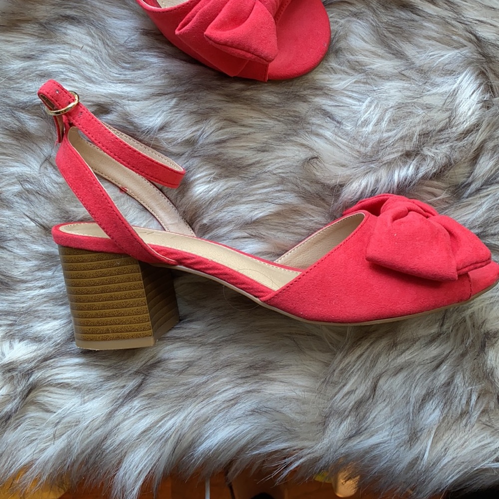 Loft Sandals - image 3